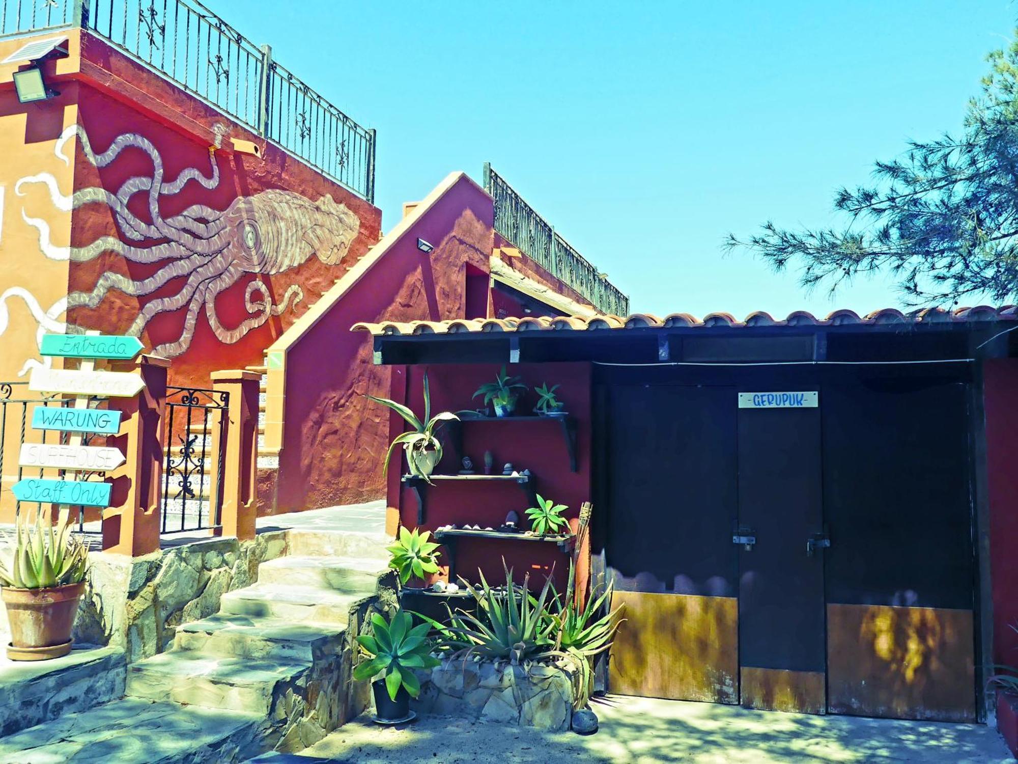 Warung Hotell Lajares Exteriör bild